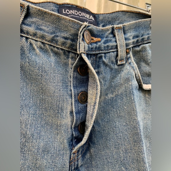 LondonJean London Jeans Capri Women’s Size 12 Distressed Torn Blue Denim - Picture 5 of 5